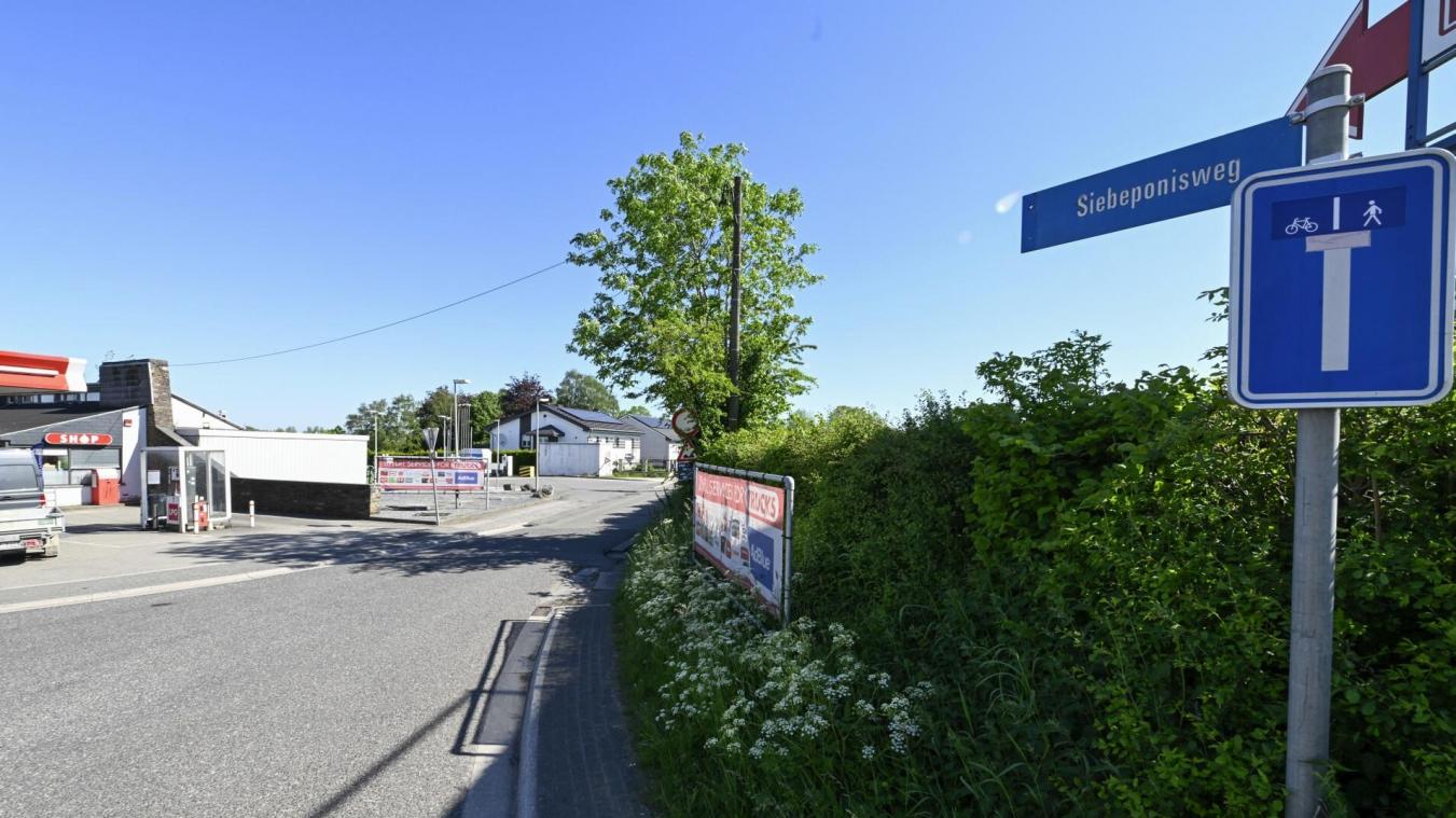 <p>Der Ausbau ist in drei Phasen unterteilt. In der ersten Phase wird der Siebeponisweg als wichtige Erschließungsstraße instand gesetzt. Die Kosten hierfür belaufen sich auf rund 2,9 Millionen Euro</p>