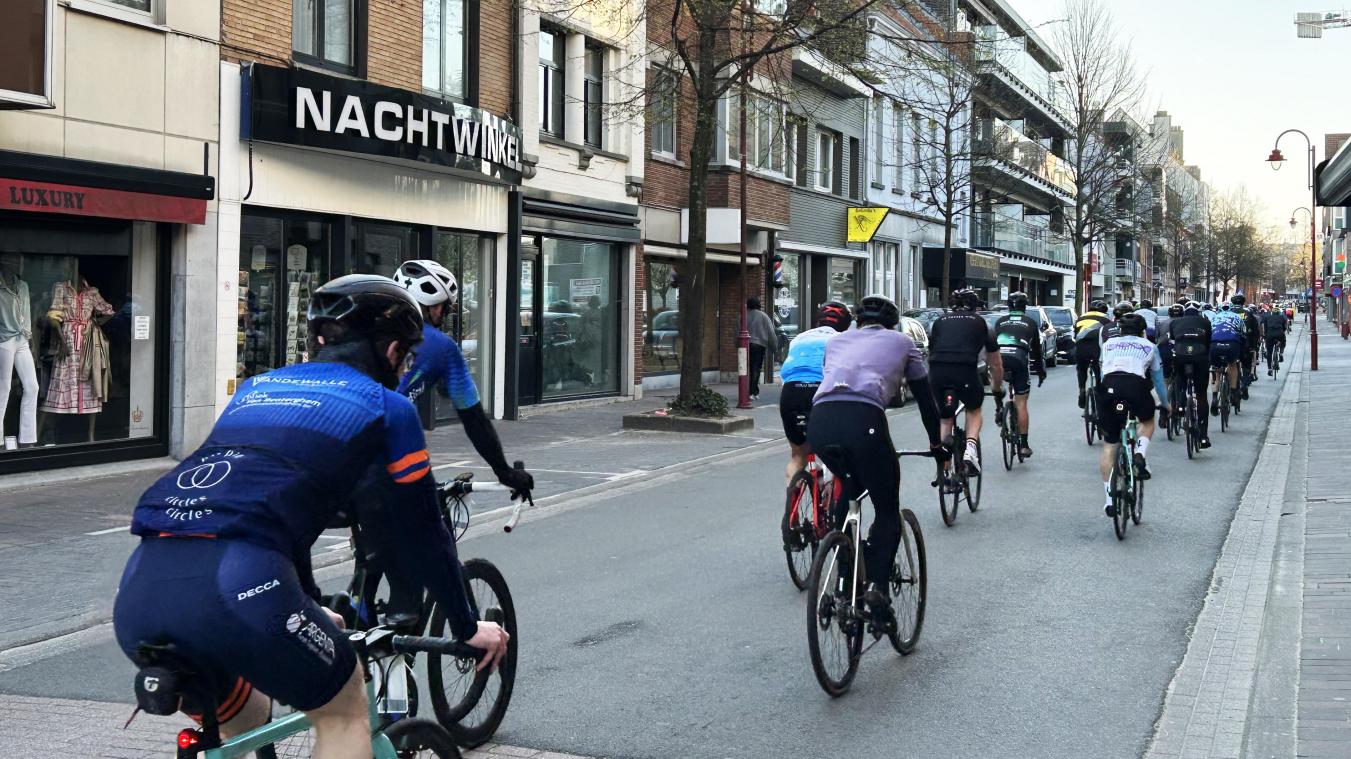 <p>Beim Jedermann-Rennen „We Ride Flanders“ ist am Samstag ein 51-jähriger Teilnehmer aus Großbritannien ums Leben gekommen.</p>