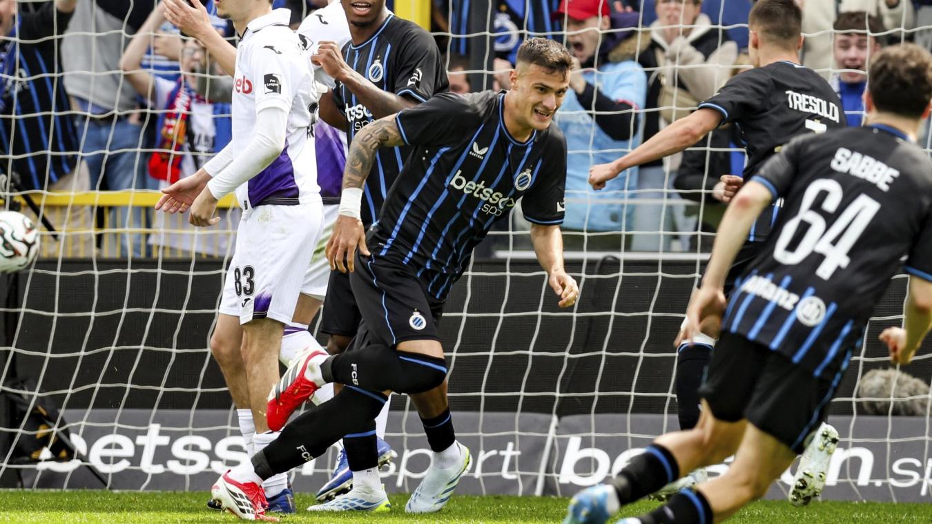 <p>Aleksandar Stankovic dreht zum Torjubel ab: Club Brügge spielte den RSC Anderlecht vor der Pause an die Wand.</p>