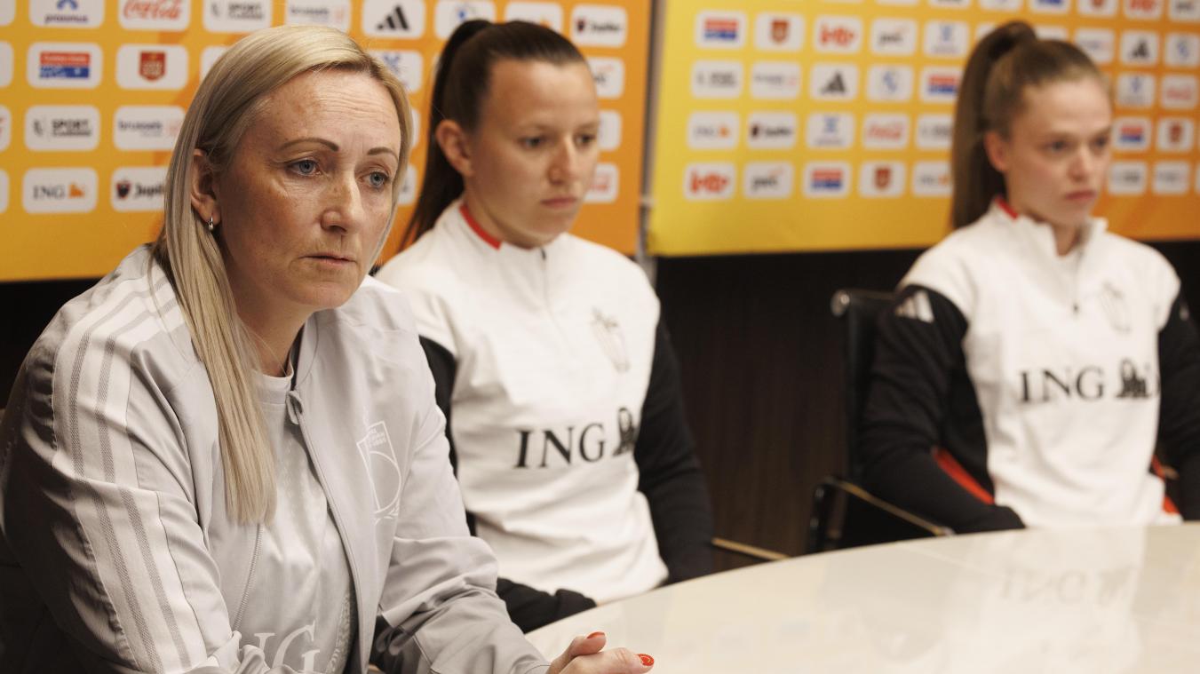 <p>Elisabet Gunnarsdottir (links) stelle sich am Freitag den Fragen der Presse.</p>