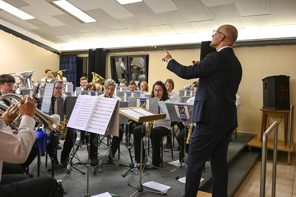 <p>Alexandre Brisbois hat im vergangenen Herbst die Leitung der Fanfare Musica Nova übernommen.</p>