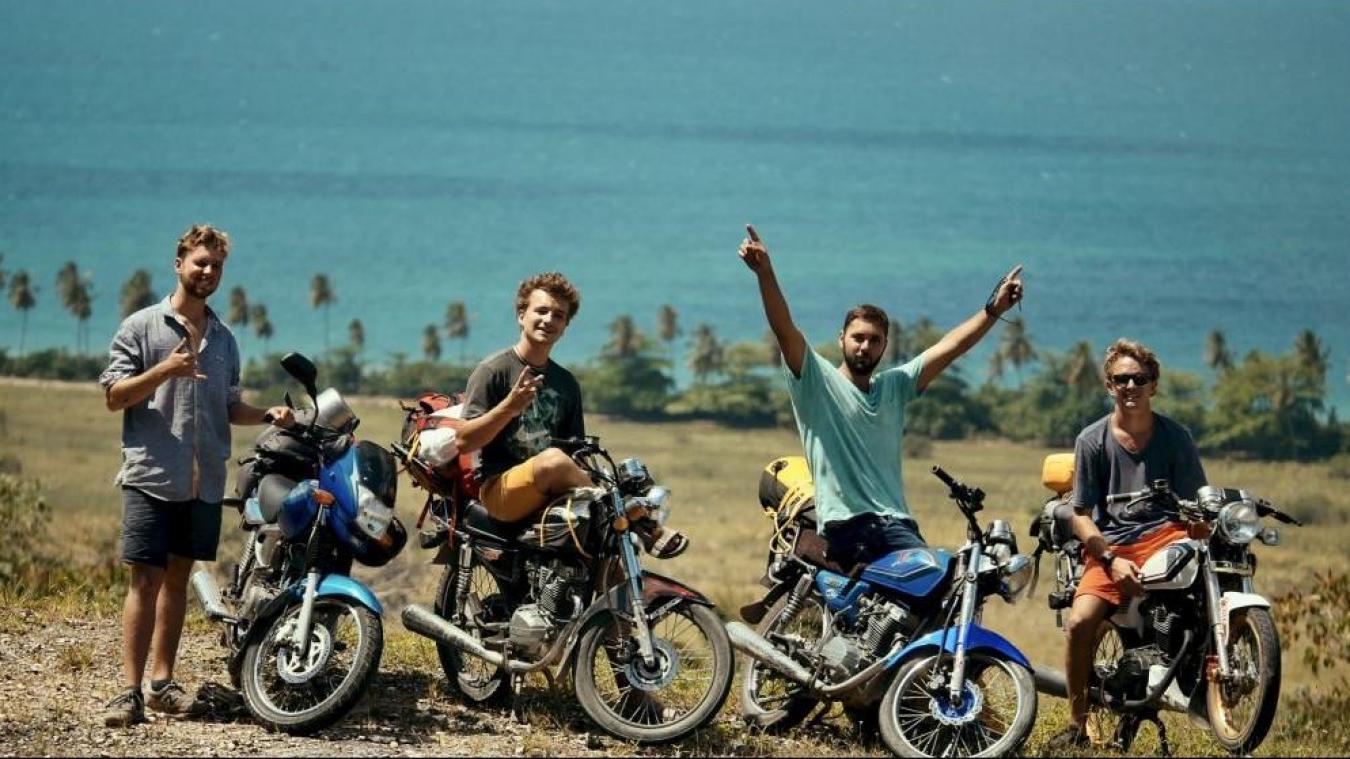 <p>Der Film handelt von Tim, Vince, Michi und Tom.</p>