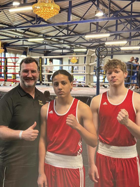 <p>Yves Plaire mit Elias El-Aouzmani und Tom Docquier (v.l.)</p>