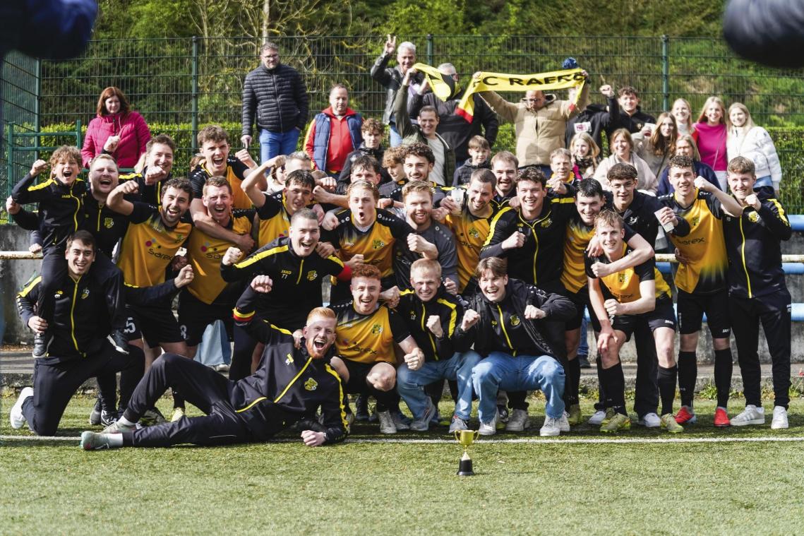 <p>RFC Raeren-Eynatten B steigt als Meister in die 3. Provinzklasse auf</p>
