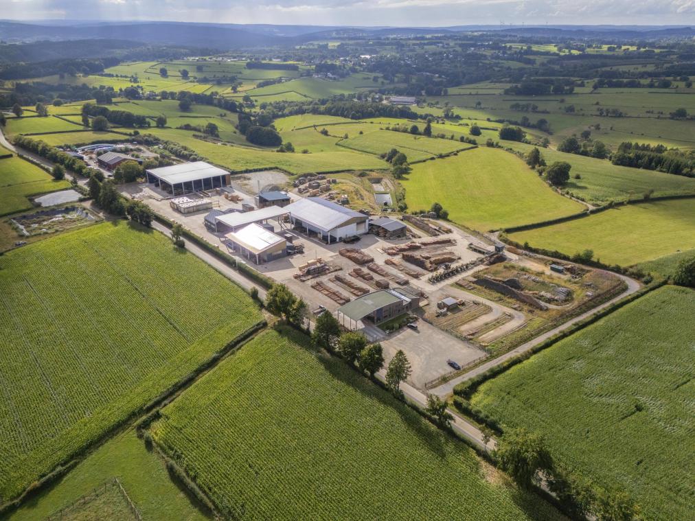 <p>Das holzverarbeitende Unternehmen Peter Müller GmbH ist seit 50 Jahren in Möderscheid angesiedelt und umfasst heute ein breites Leistungsspektrum.</p>