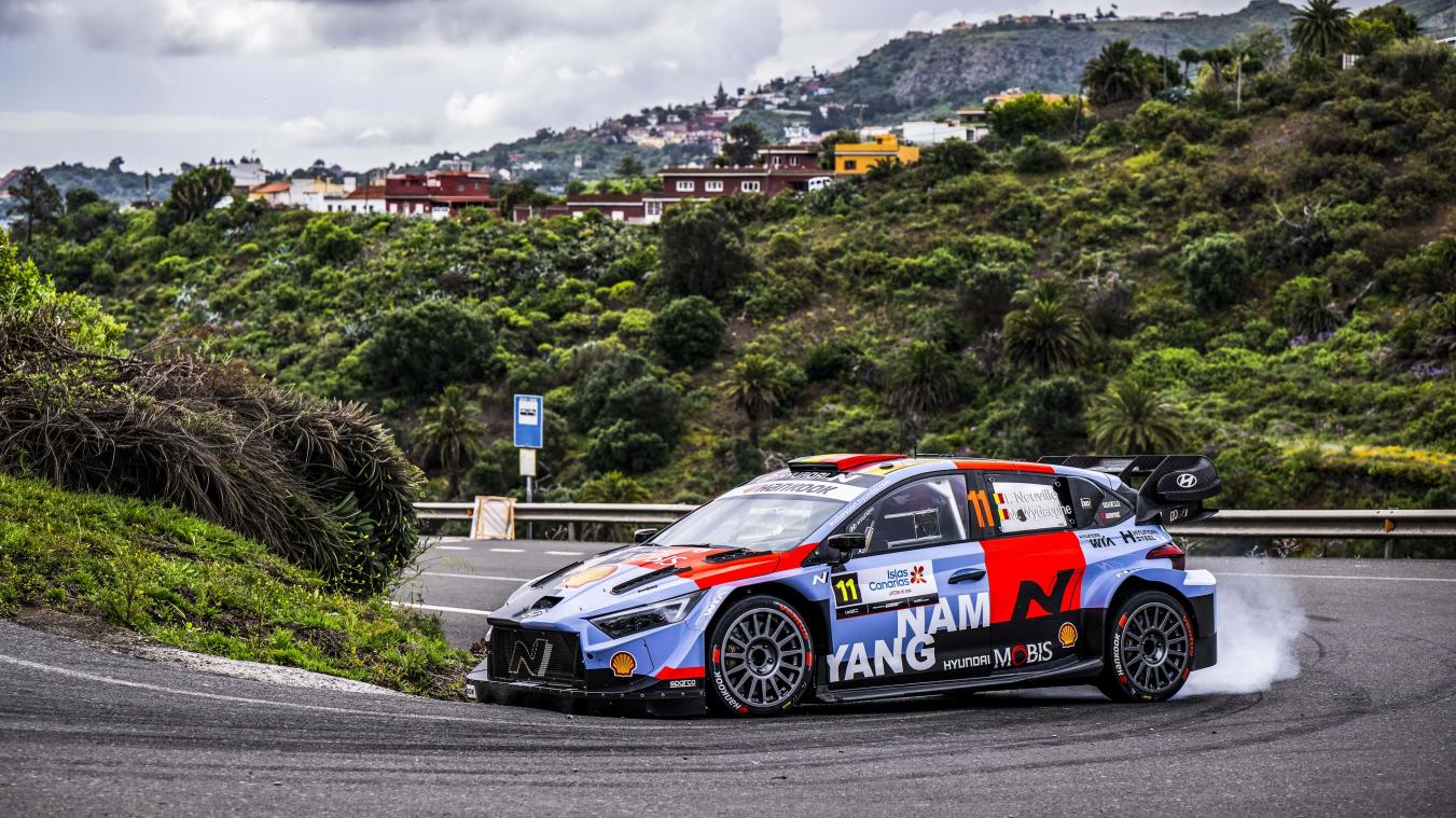 <p>Thierry Neuville auf Gran Canaria in Aktion</p>
