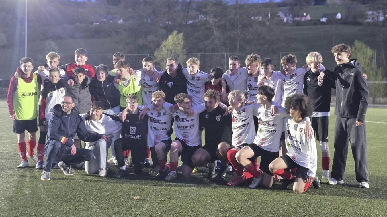 <p>Mit einem Sieg gegen Aufstiegskonkurrent Stavelot sicherte sich Oudlers U15 vorzeitig die Meisterschaft.</p>