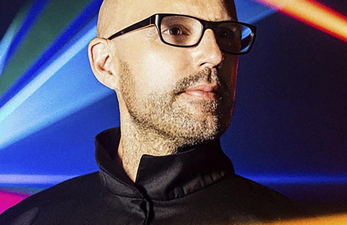 <p>„Schillers“ einzigartige Kompositionen erreichen Menschen auf der ganzen Welt. Umjubelte Auftritte beweisen, dass seine Musik Menschen aus der ganzen Welt verbindet.</p>