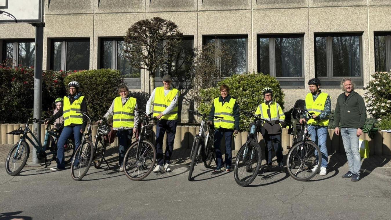 <p>Zu dem Kursangebot am Samstag auf dem Schulhof der Maria-Goretti-Schule in St.Vith konnten die Polizeizone Eifel und die VoG Fahr mit acht Teilnehmer begrüßen.</p>