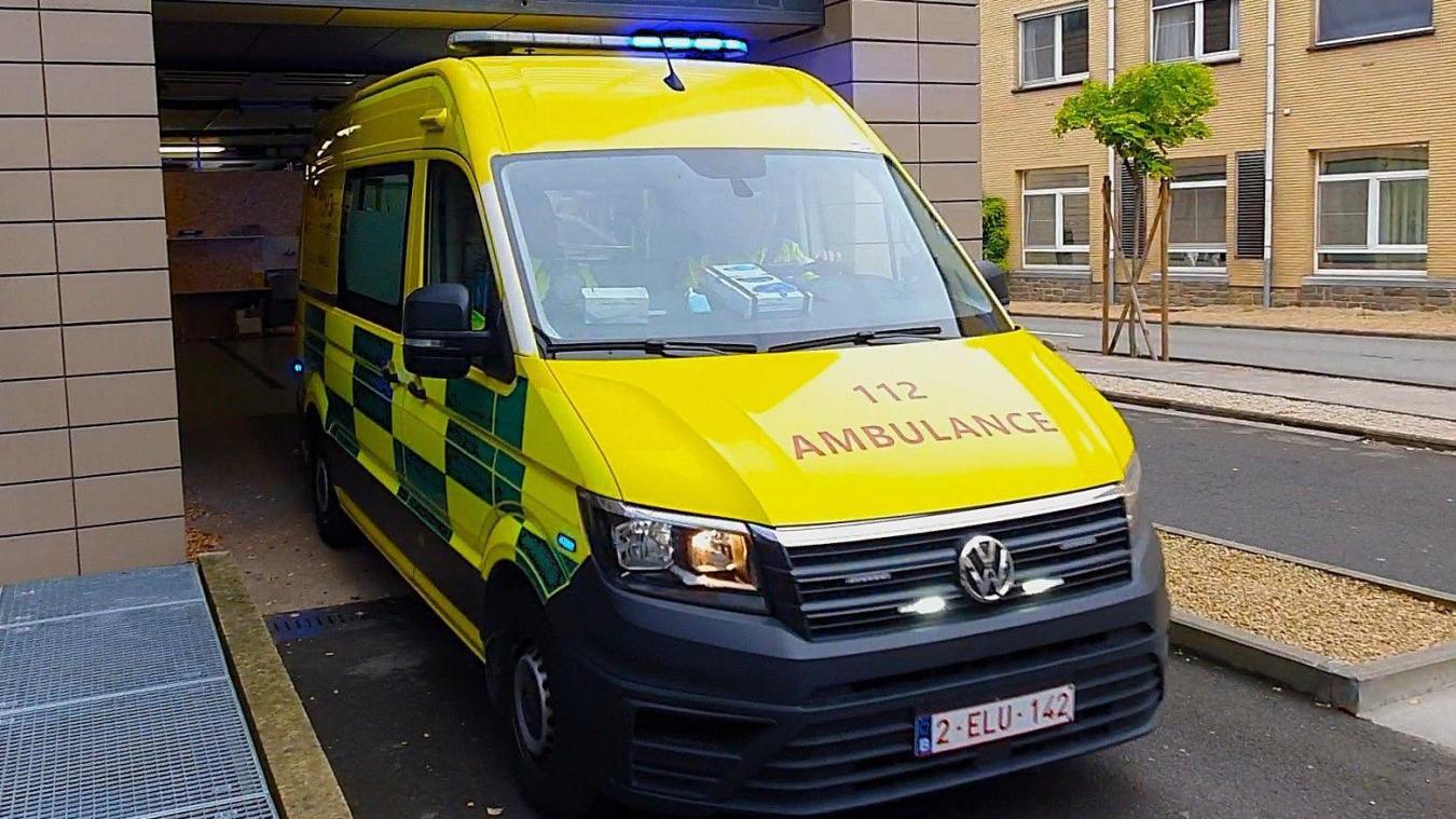 <p>Die Zahl tödlicher Arbeits- und Wegeunfälle ist in Belgien zuletzt gesunken, dennoch bleiben Prävention und Sicherheit zentrale Themen.</p>