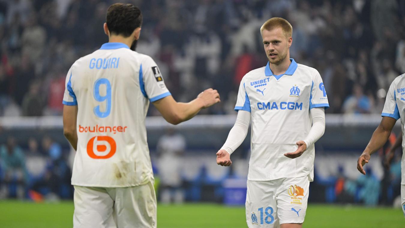 <p>Vier Vereine in drei Jahren? Die Karriere von Arthur Vermeeren (rechts) steht auf dem Prüfstand</p>