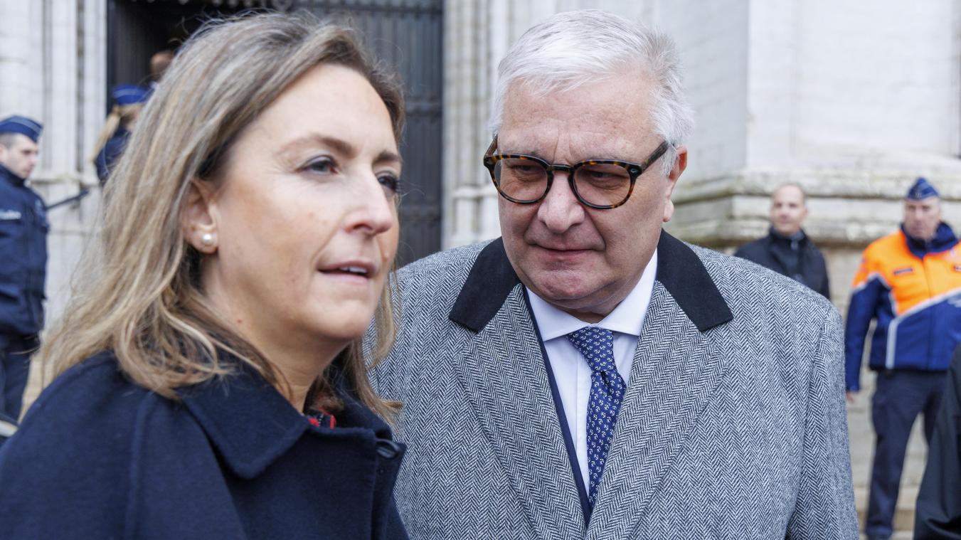 <p>Mehr als 17.000 Euro wurden bei einem Phishingbetrug von den Konten von Prinzessin Claire und Prinz Laurent abgebucht.</p>