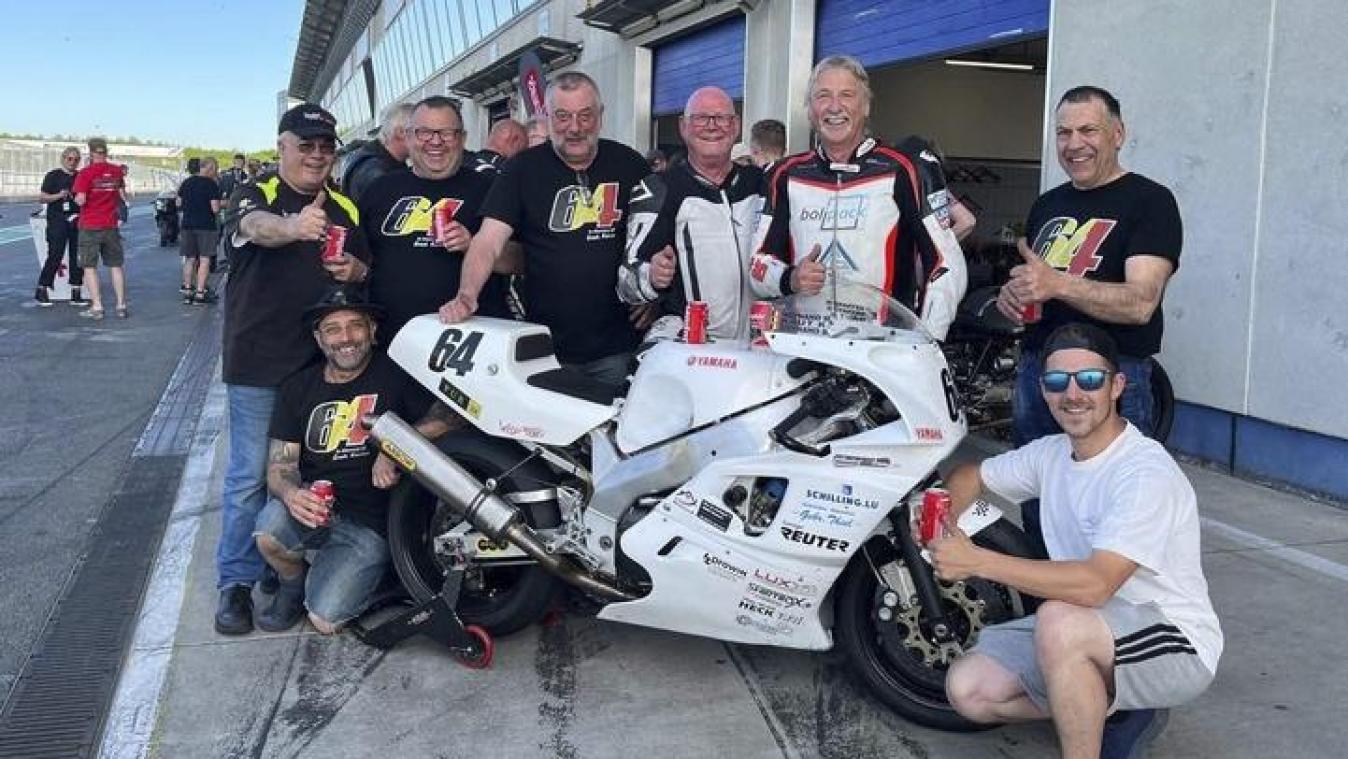 <p>Das Wild Thing Racing Team in Oschersleben</p>