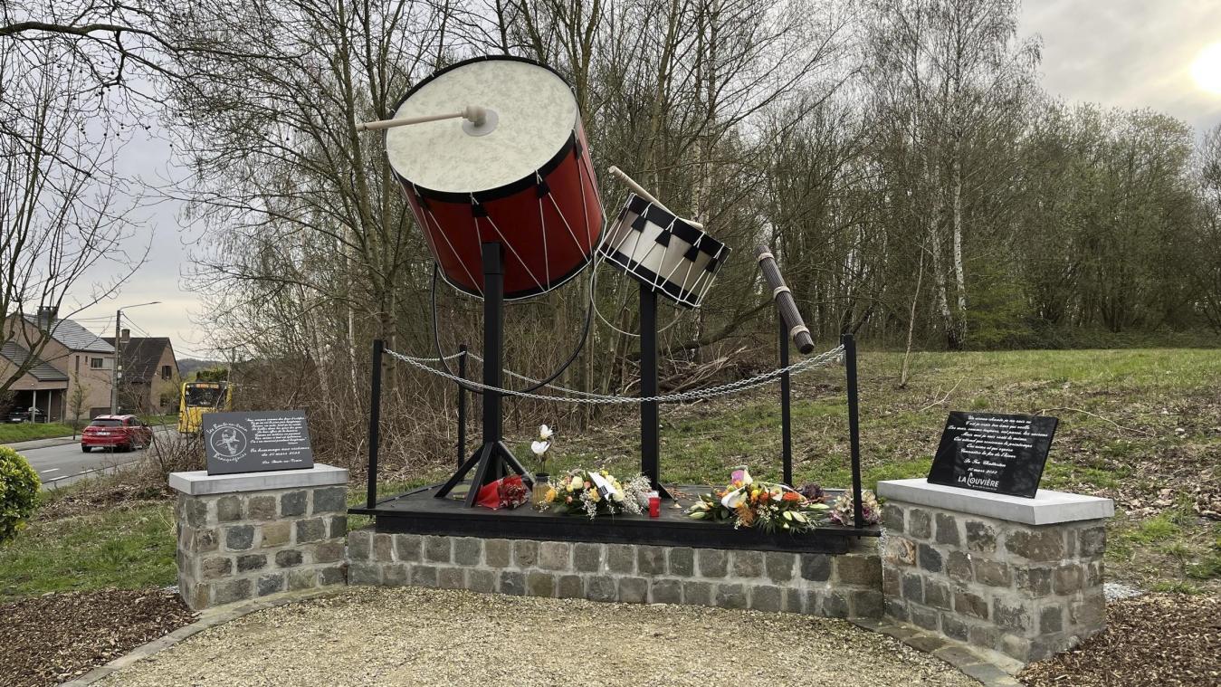 <p>Ein Denkmal erinnert an die Opfer der Todesfahrt von Strépy-Bracquegnies.</p>