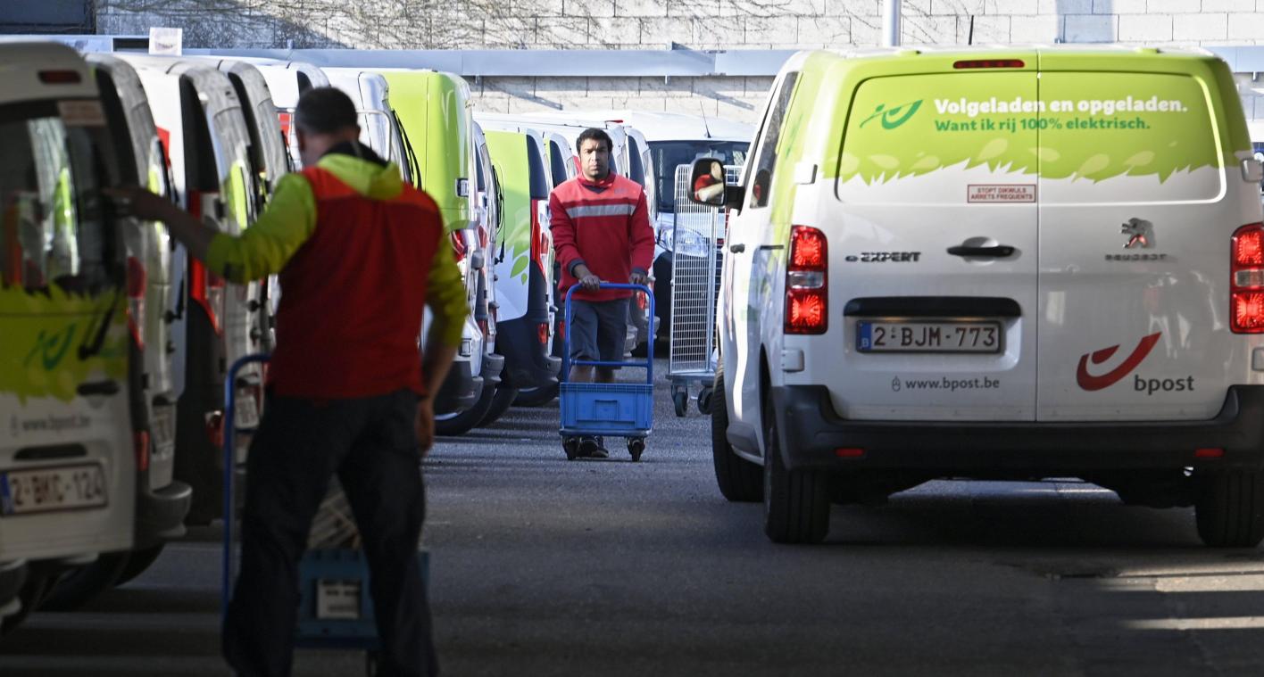 <p>Nach Wochen des Stillstands: Bpost kehrt zum Normalbetrieb zurück.</p>