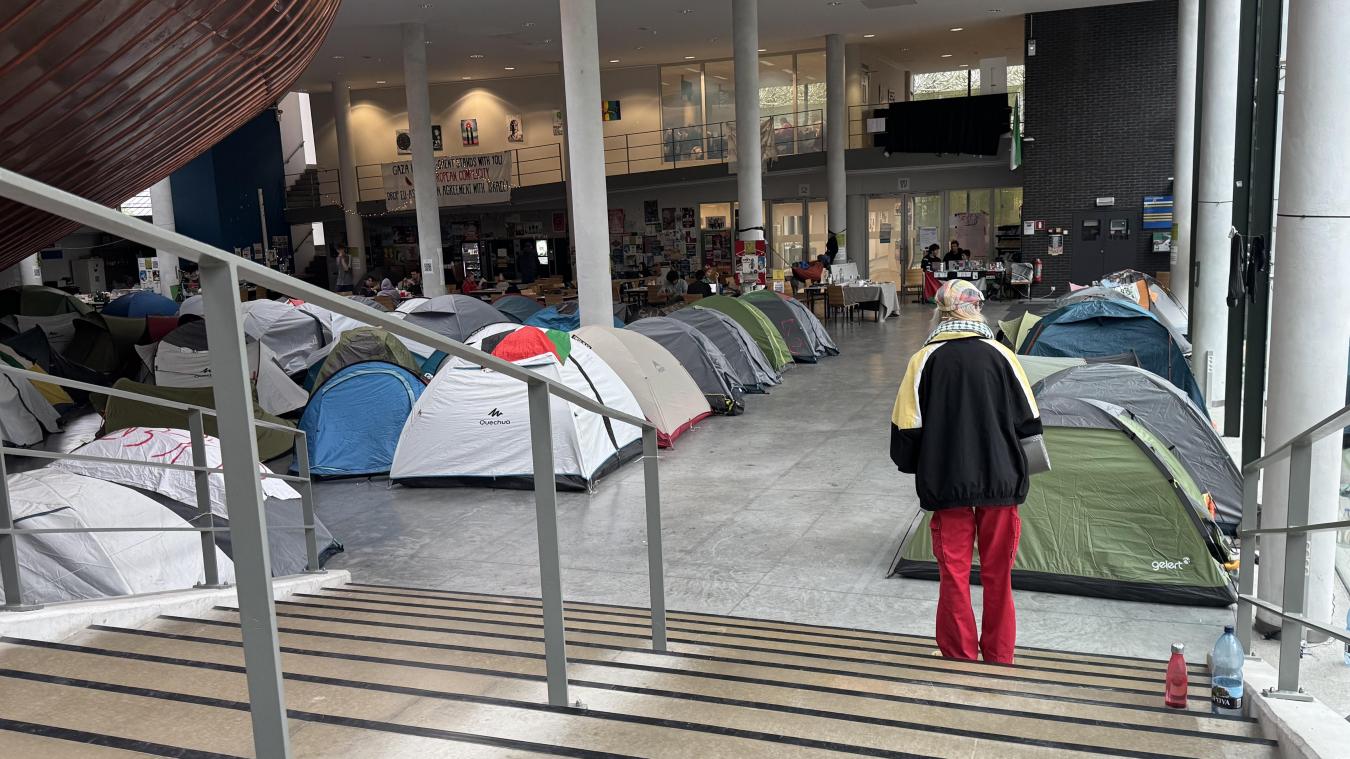 <p>Pro-palästinensische Aktivisten haben aus Protest in der Uni Gent zahlreiche Zelte aufgebaut.</p>