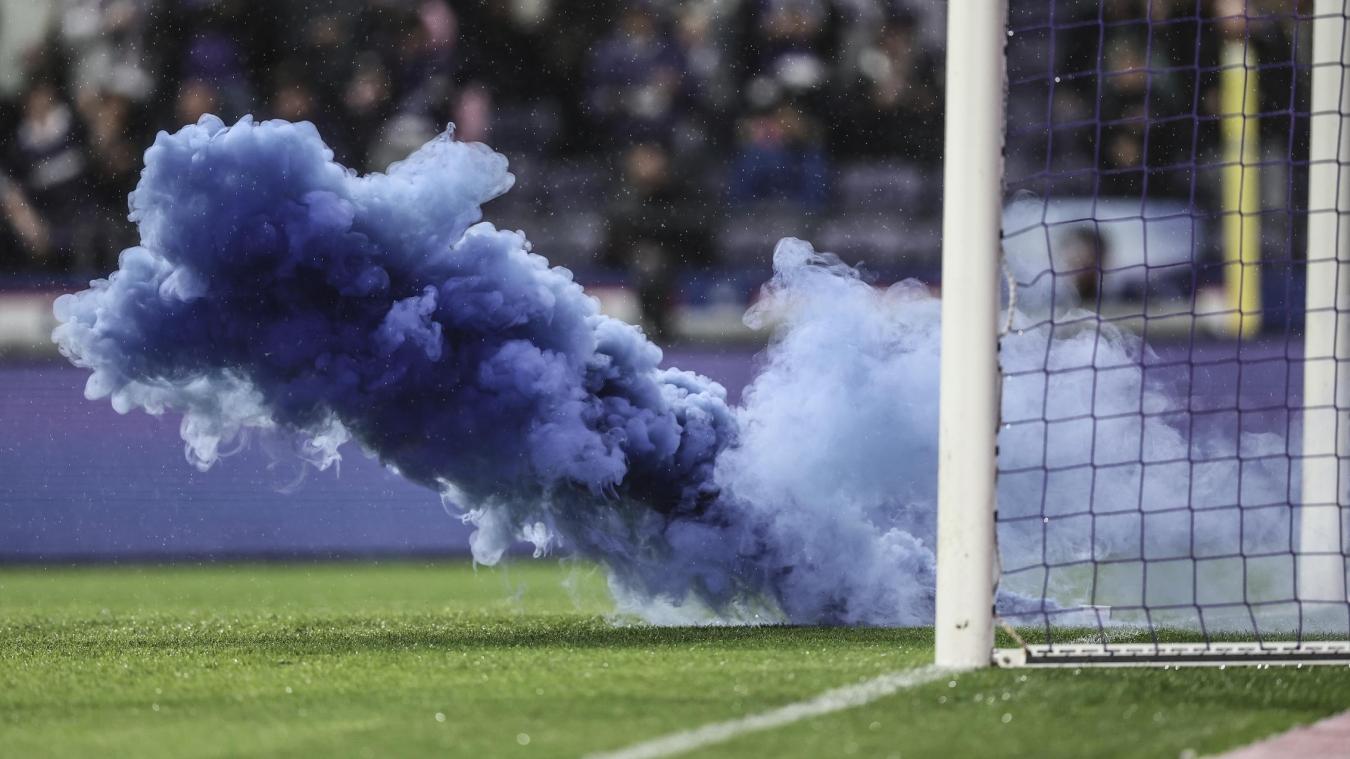 <p>Die Vorfälle sollen sich während des Play-off-Spiels gegen RSC Anderlecht am 3. Mai im Lotto Park ereignet haben.</p>