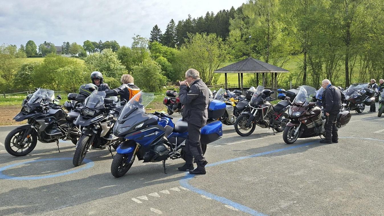 <p>Rund 280 Teilnehmer von 32 belgischen Clubs nahmen am 39. Motorradtreffen teil.</p>