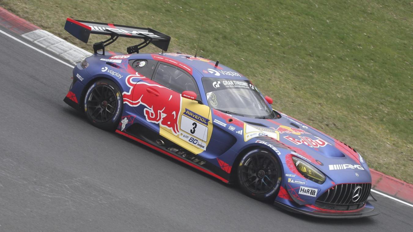 <p>Max Verstappen startet in diesem Mercedes bei den 24h Nürburgring.</p>