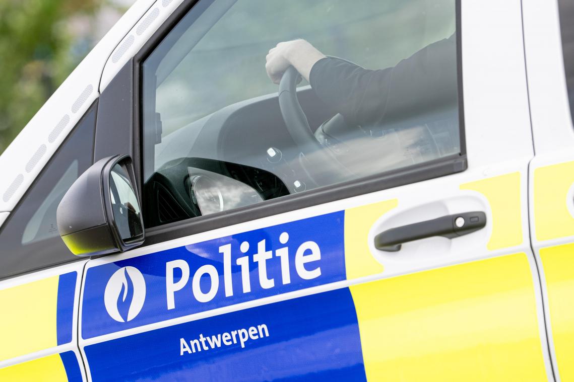 <p>Die Polizei hat sieben Randalierer in Antwerpen festgenommen.</p>