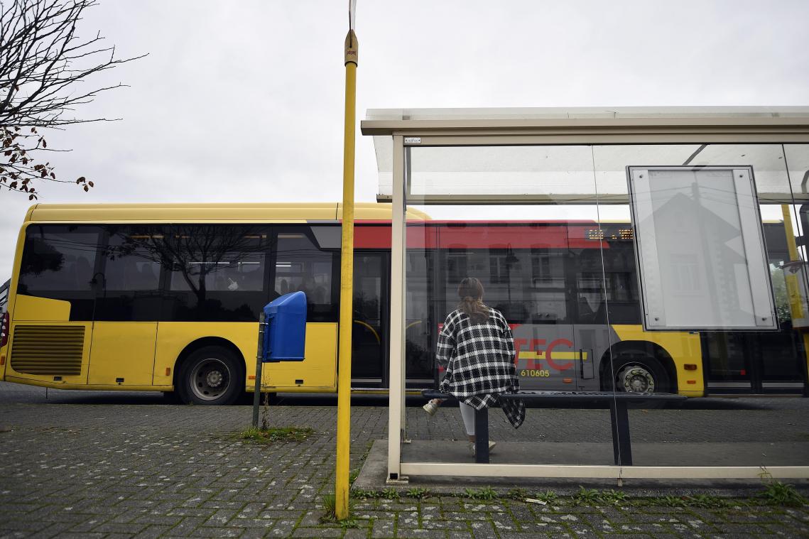 <p>Lange Reisezeiten schrecken Belgier vom öffentlichen Verkehr ab.</p>