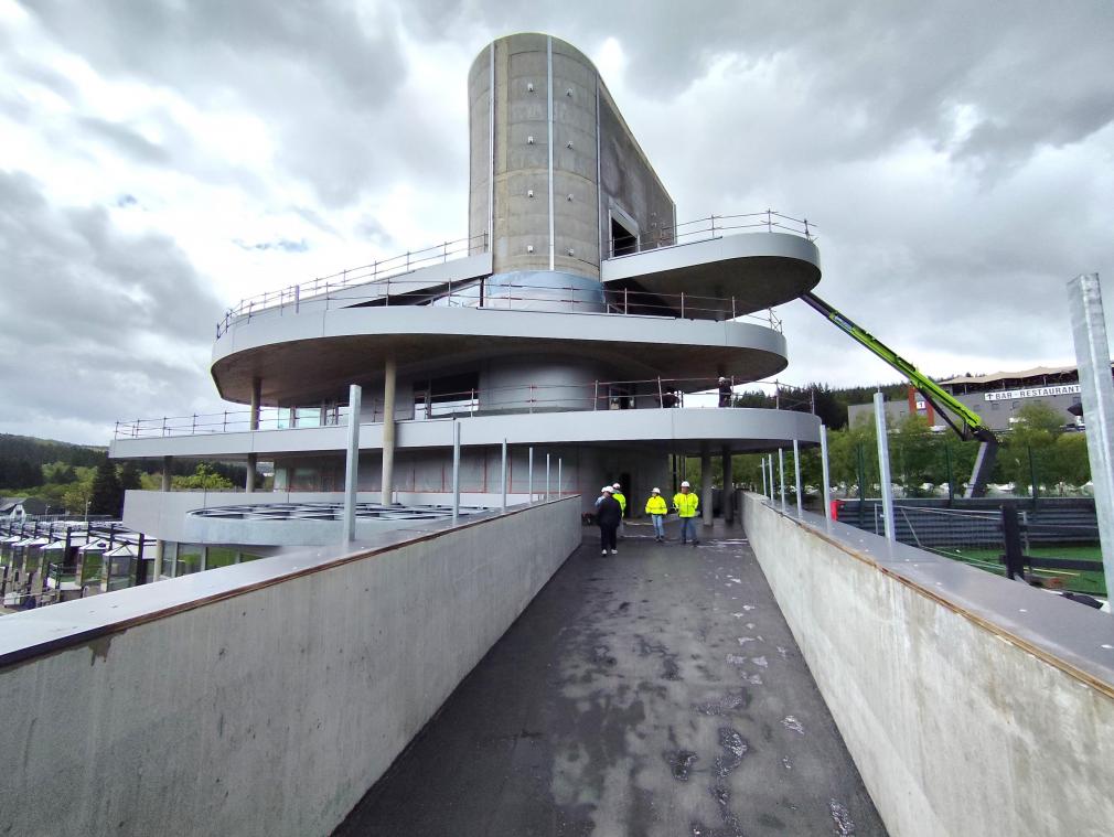 <p>Der neue „Uhoda Tower“ steht vor der Fertigstellung.</p>