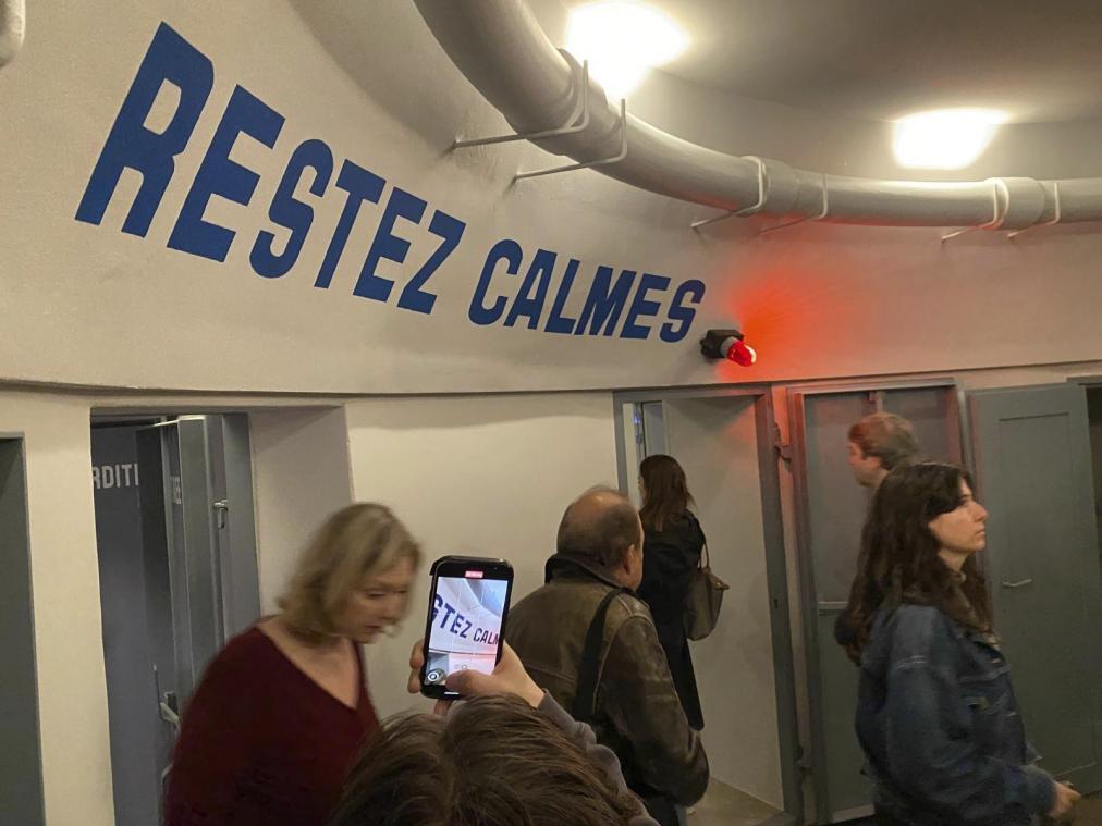 <p>Das Museum im ehemaligen Luftschutznunker unter der Cité Miroir macht die Atmosphäre der Kriegsjahre spürbar. Es ist ab dem 6. Juni zugänglich. Foto: L.G./Sudinfo</p>