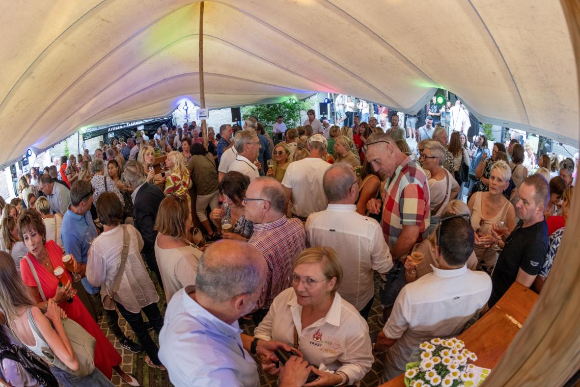 <p>Was sich in Eupen längst etabliert hat, soll nun auch im Süden Ostbelgiens Fuß fassen: „Jeudredi - die GrenzEcho-Feierabendparty“.</p>