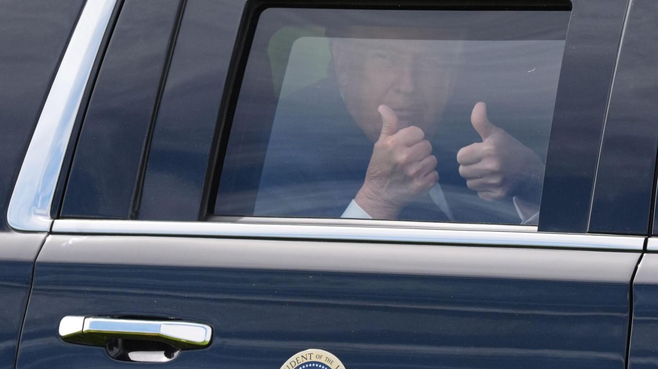 <p>Donald Trump in der Präsidentenlimousine</p>
