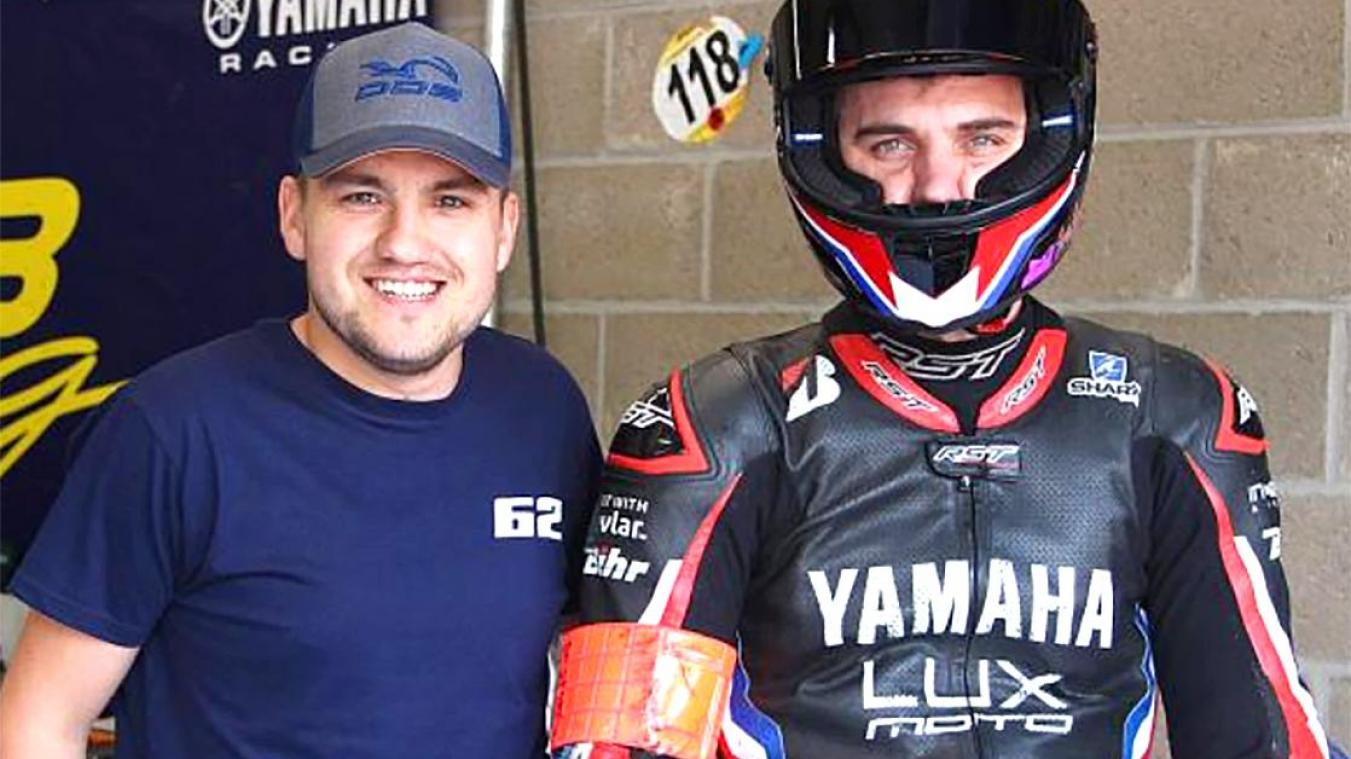 <p>Der St.Vither Kevin Kaut (rechts) hat sich erfolgreich um einen Platz auf der Teilnehmerliste des WM-Rennens 8h Spa Motos beworben.</p>