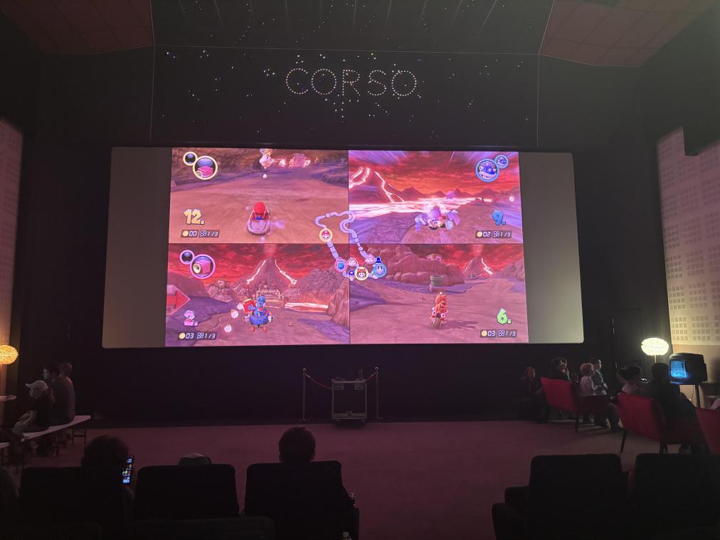 <p>Auf der großen Kinoleinwand durfte am Samstag Mario Kart gespielt werden.</p>