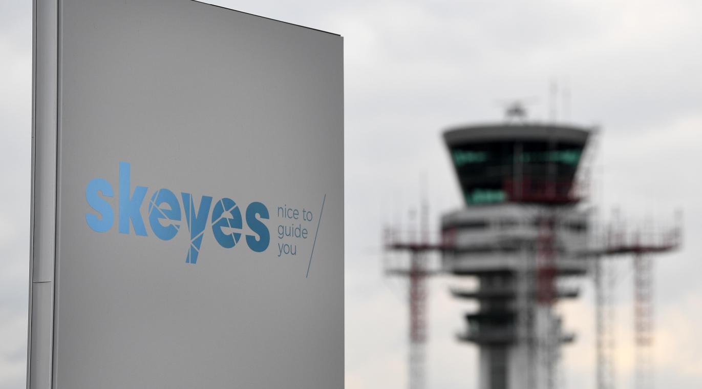 <p>Die Flugsicherungsbehörde Skeyes stand am Dienstag wegen eines Streiks ihrer Mitarbeiter im Fokus. Hunderte Flüge an belgischen Flughäfen fielen aus oder verspäteten sich.</p>