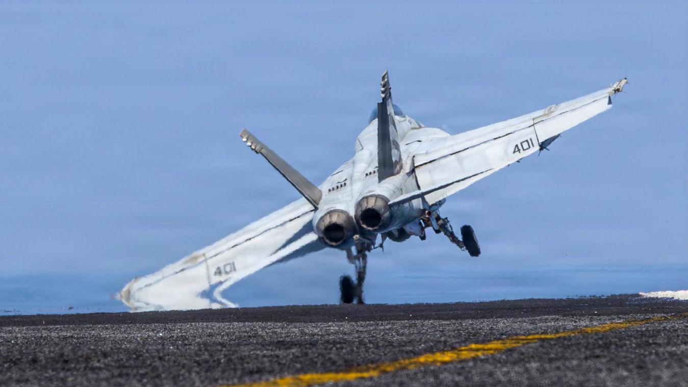 <p>Dieses vom US Central Command zur Verfügung gestellte Bild zeigt eine F/A-18E Super Hornet, die von der USS Abraham Lincoln (CVN 72) zur Unterstützung der Operation Epic Fury startet.</p>