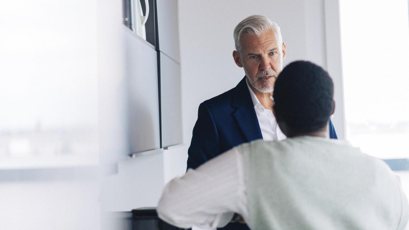 <p>In der Seminarreihe „Leadership Foundations“ lernen angehende Führungskräfte, Mitarbeitende zu führen, Verantwortung zu übernehmen und Herausforderungen im Berufsalltag zu meistern.</p>