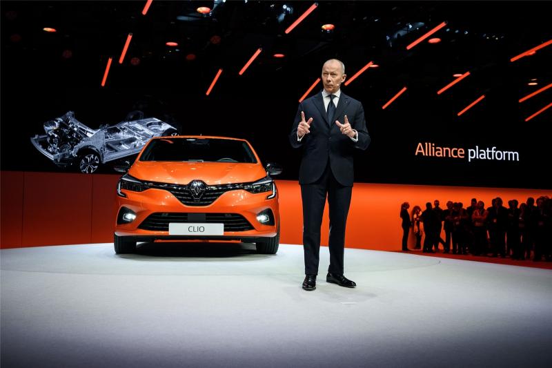 <p>Renault Chef Thierry Bollore stellt den neuen Clio persönlich vor.</p>