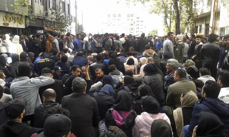 <p>Demonstranten nehmen an einer Demonstration teil.</p>