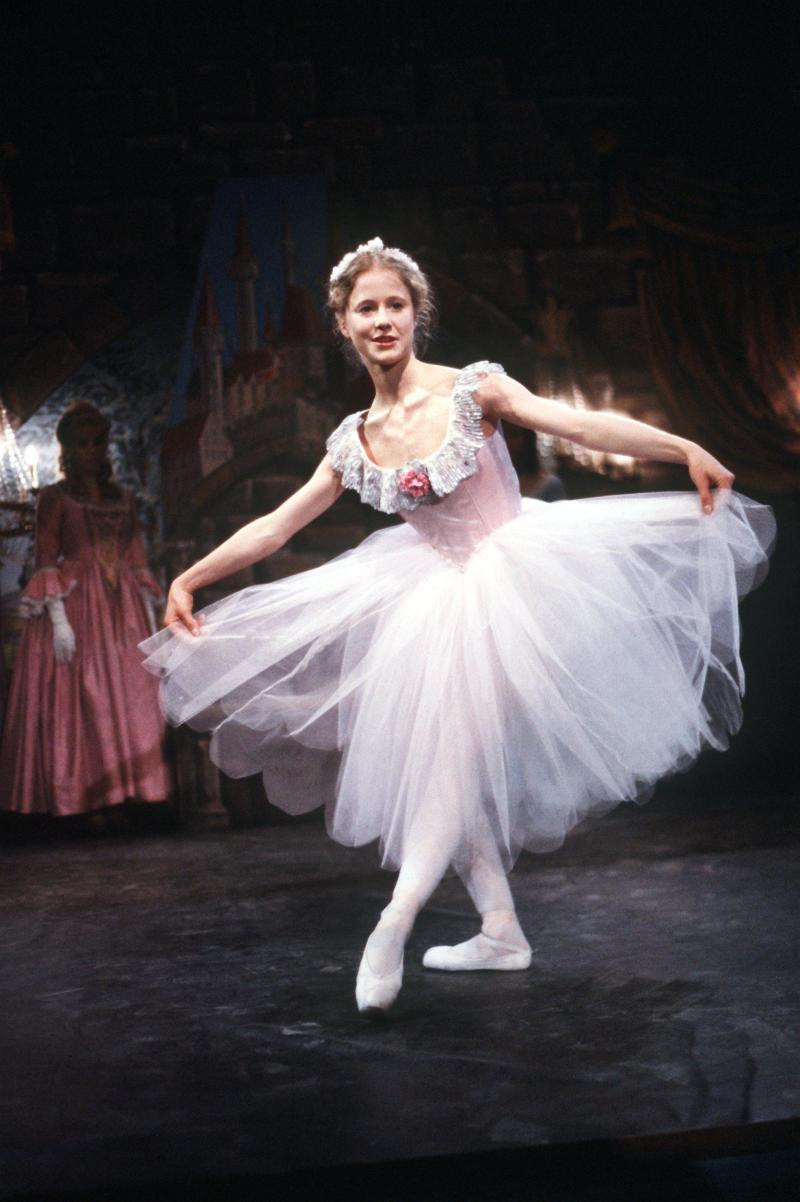 <p>Silvia Seidel als Ballett-Tänzerin Anna in einer Szene des Films „Anna“.</p>