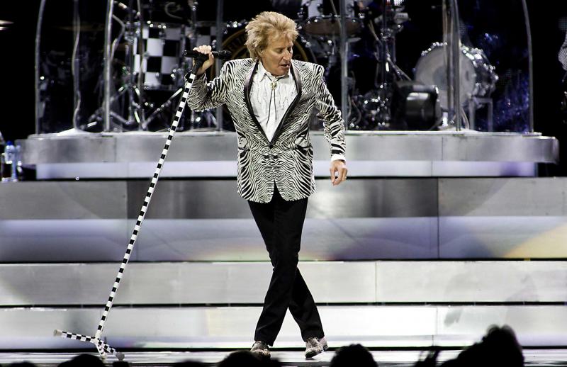 <p>Rod Stewart, britischer Rock- und Pop-Sänger, bei seinem Auftritt im Ziggo Dome (Amsterdam).</p>