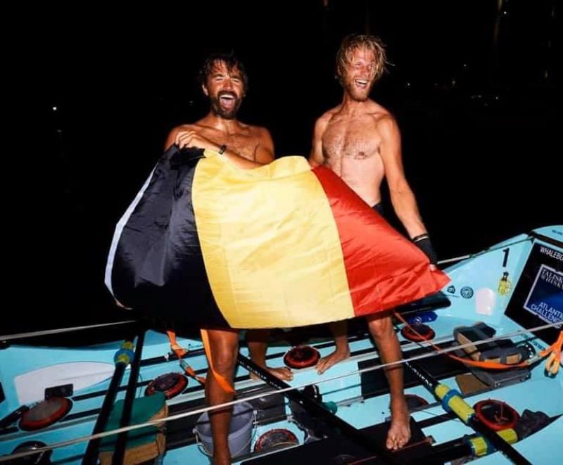 <p>Damien (l.) und Bernard Van Durme bei ihrer Ankunft auf der Insel Antigua.</p>