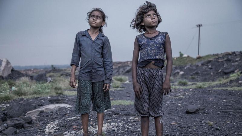 <p>Der zweite Preis geht an eine Reportage des indischen Fotografen Supratim Bhattacharjee.</p>