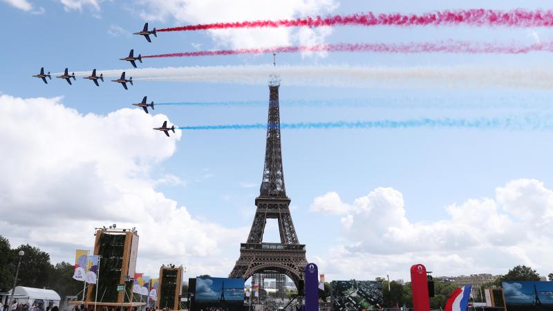 <p>In Paris fanden am Sonntag Feierlichkeiten im Rahmen der Übergabezeremonie von Tokio 2020 an Paris 2024 statt.</p>