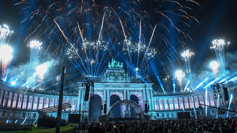 <p>Mit einer spektakulären Licht- und Tonshow wurde der Nationalfeiertag im Brüsseler Jubelpark abgeschlossen.</p>