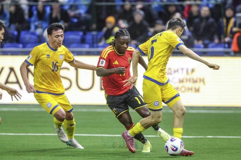 <p>Jérémy Doku sollte über die Außenbahn für Wirbel sorgen.</p>