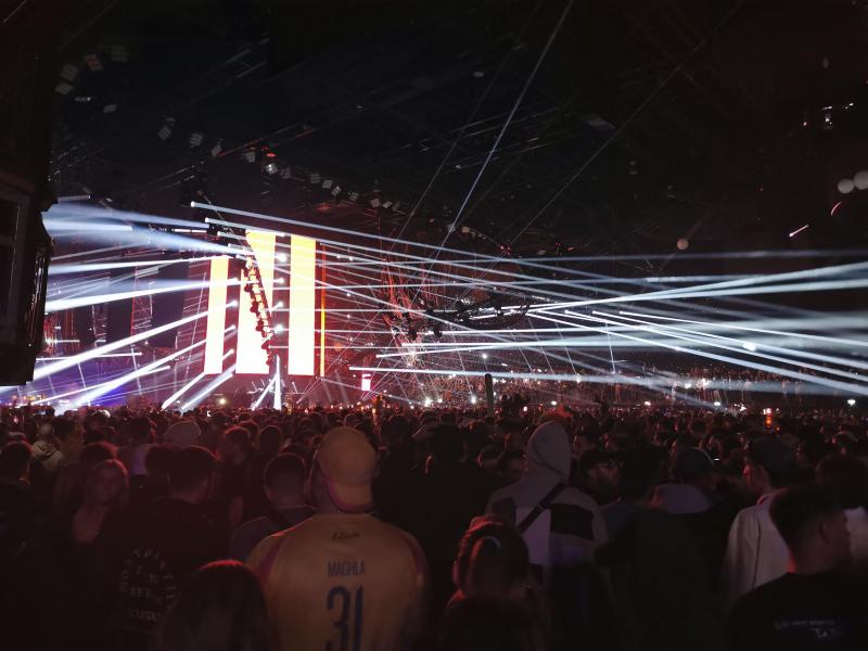 <p>Das Urban- und Electronic-Music-Festival FCKNYE in der Brussels Expo zum Jahreswechsel</p>
