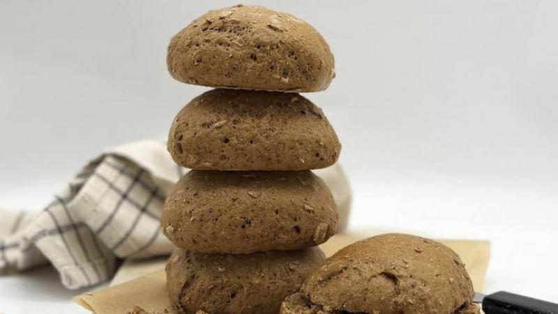 <p>Pro verkauftem Benefizmarathon-Brötchen fließen 20 Cent in die Spendenkasse. Viele Bäckereien in der DG beteiligen sich.</p>