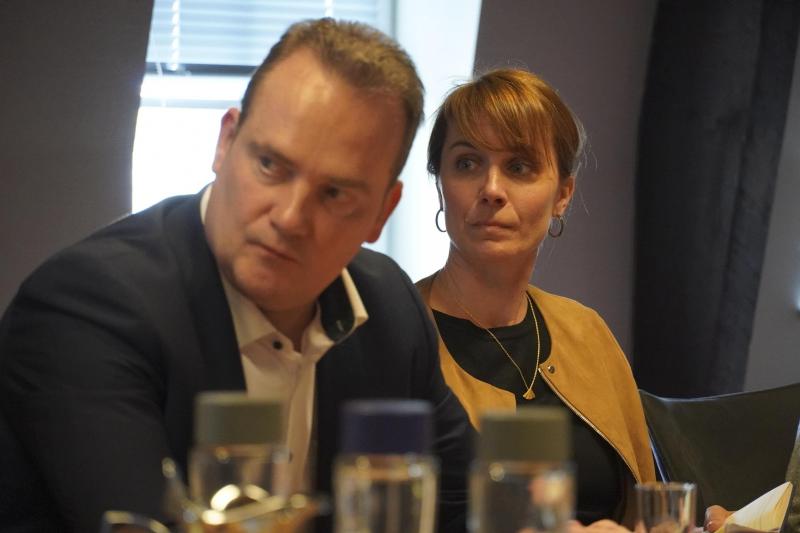 <p>Ministerpräsident Oliver Paasch mit Unternehmerin Catherine Noël</p>