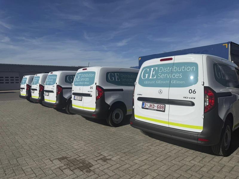 <p>Neue Wege auf der Straße: Mit eigenen Zustellerfahrzeugen bringt das GrenzEcho seine Zeitung künftig selbst zu den Haushalten.</p>