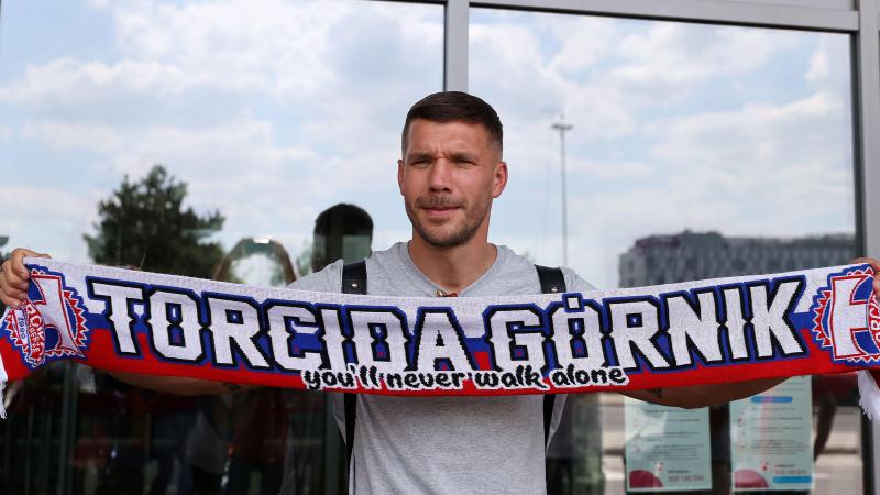 <p>Lukas Podolski, ehemaliger deutscher Fußball-Nationalspieler, spielt beim polnischen Erstligisten Gornik Zabrze.</p>