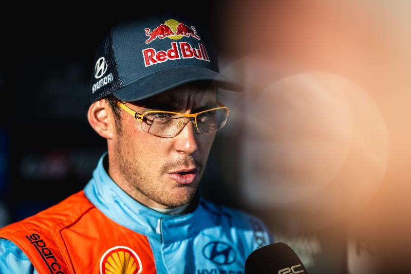 <p>Thierry Neuville im Interview in Aichi</p>