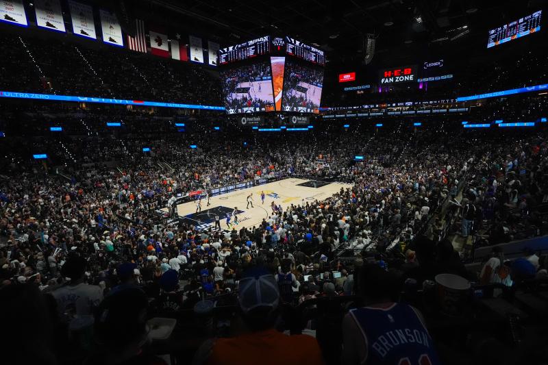 <p>Ein Blick in die Arena</p>